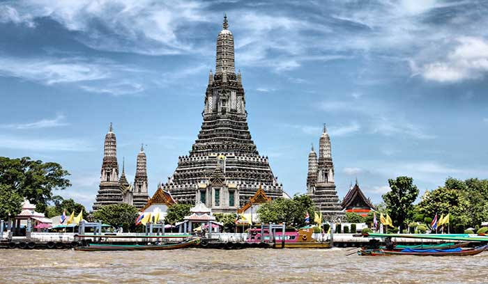 تور تایلند معبد وات آرون بانکوک تایلند