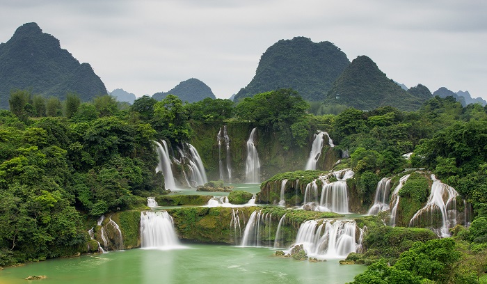 بهترین راهنمای سفر فصلی آبشارهای دیتین و بن گیوک ویتنام