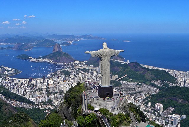 مجسمه مسیح برزیل