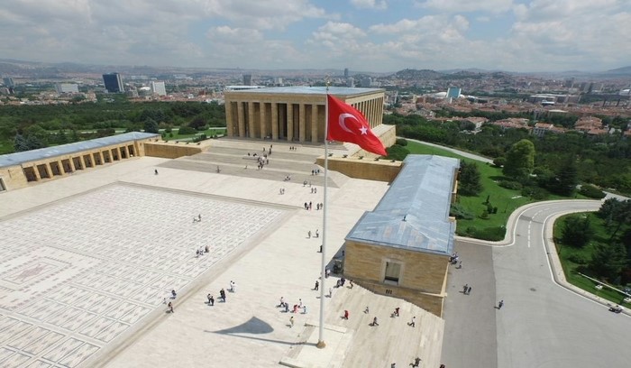 بهترین دیدنیهای ترکیه ، بخش های مختلف مجموعه آنیت کابیر، آنکارا